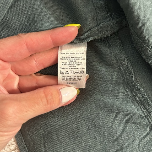 🆕 Loft Peplum Tank - Picture 6 of 6